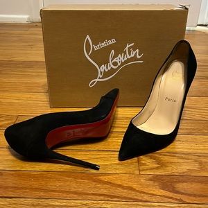 Christian Louboutin Pumps